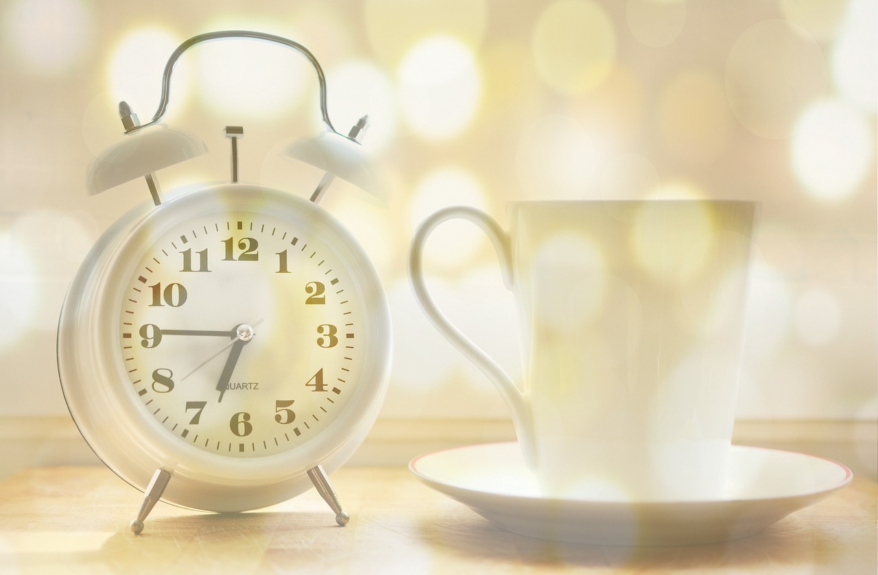 日勤とはどのような時間帯の勤務を指すのか？